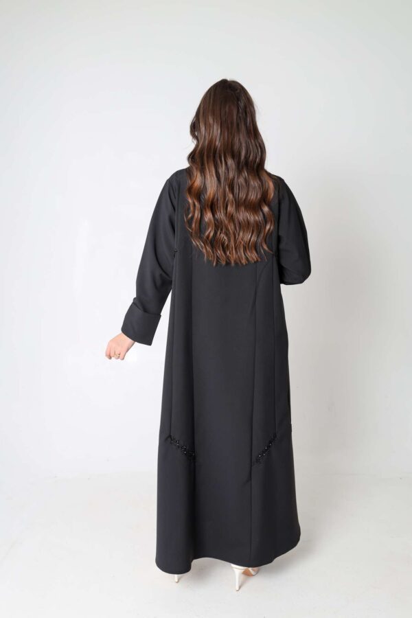 2-10063 عبايةشيهانه  كريب سوداء بتطريز بسيط