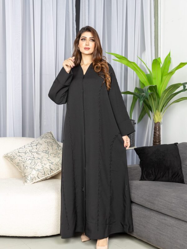 2-10039 عباية شيهانه مطرزة بالخيط والخرز