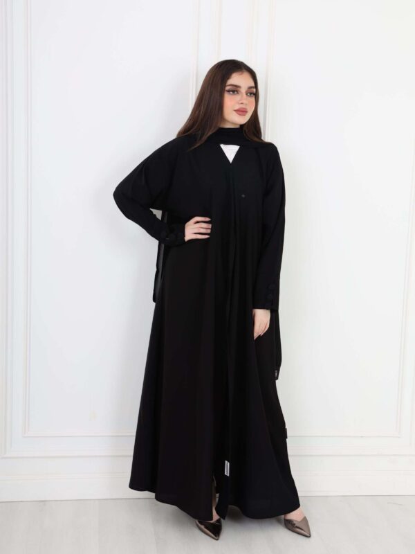 1-10045 عباية شيهانه باكمام مزينة بازرار