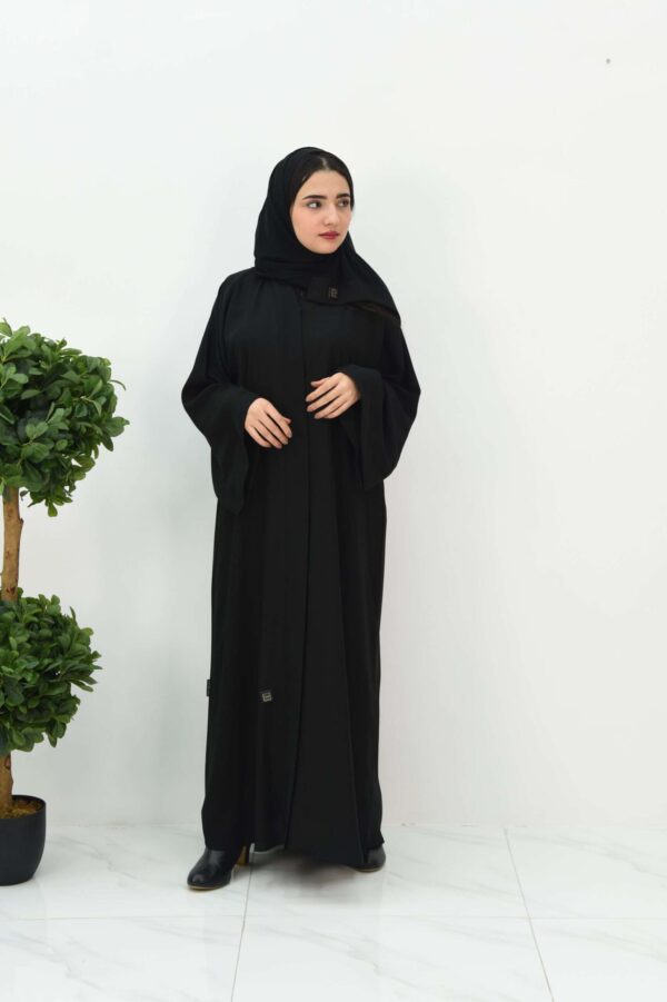 1-10095 عباية شيهانه سادة كم مربع