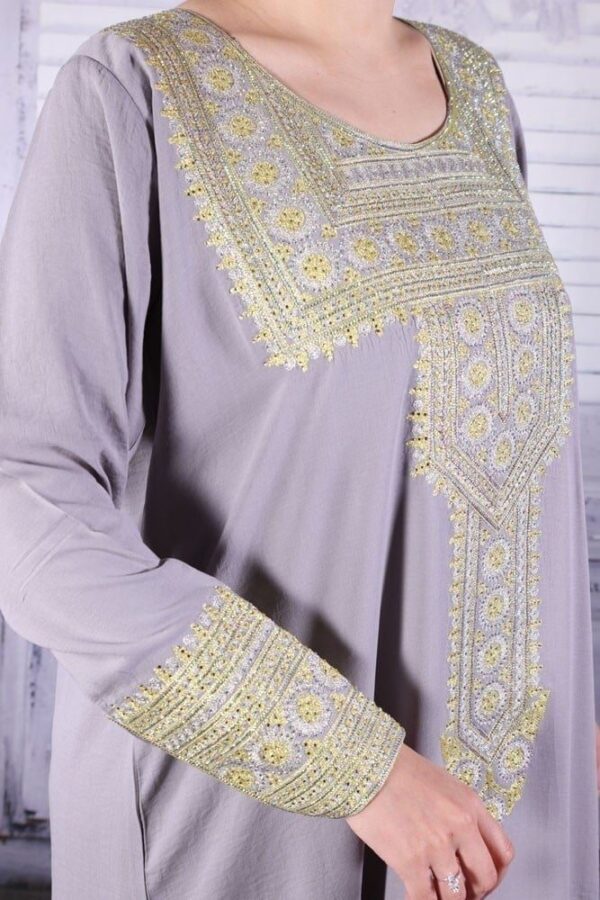 9-10165مخاويرتطريز فاخر