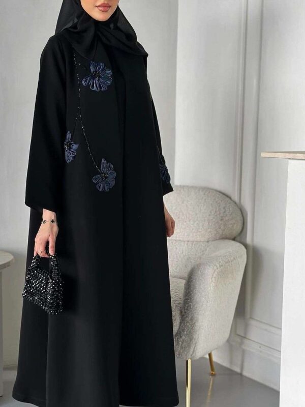 438762174_18020855756477193_86731217990067396_n 3-10256 عباية شيهانة تصميم علئ شكل ورود