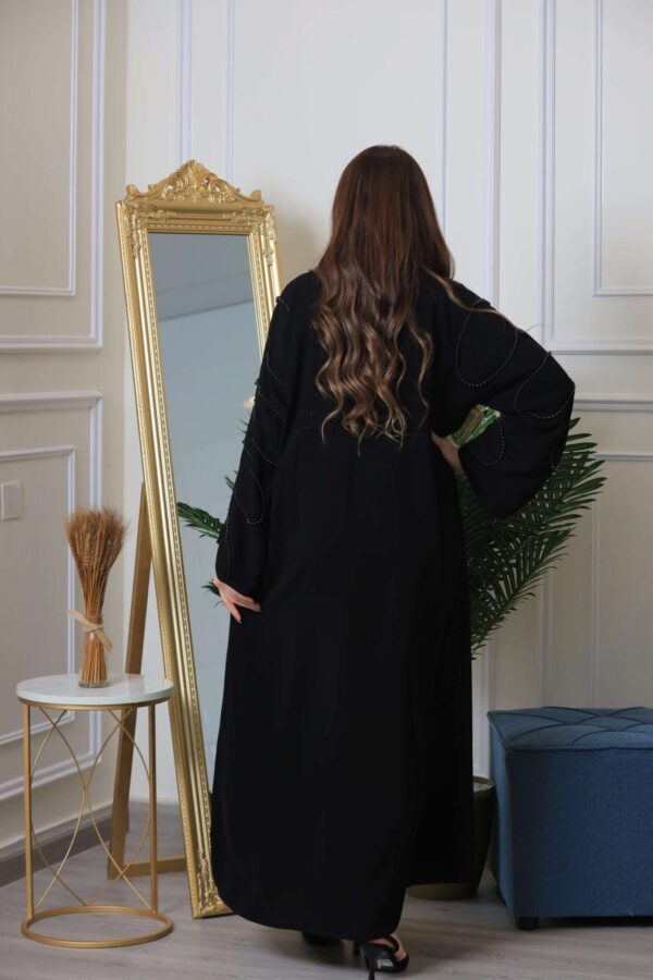 4S7A0394 2-10324 عباية شيهانه تطريز اسود من الكم