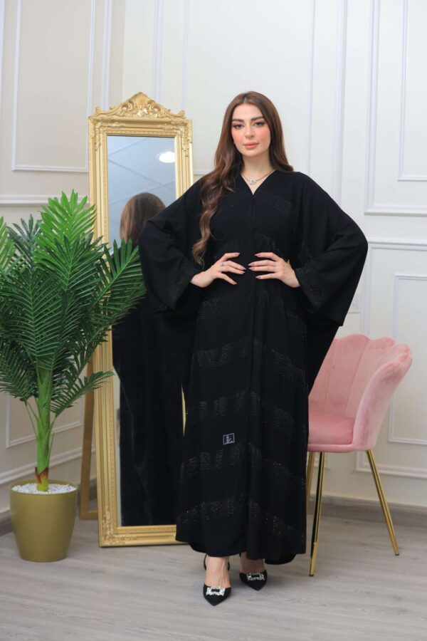 2-10317 عبايات شيهانه تطريز كامل اسود
