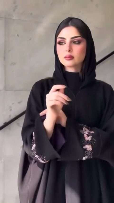 معروضات التيك توك 82