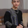 5-10358 عباية قماش ملكي شريط ملون لف