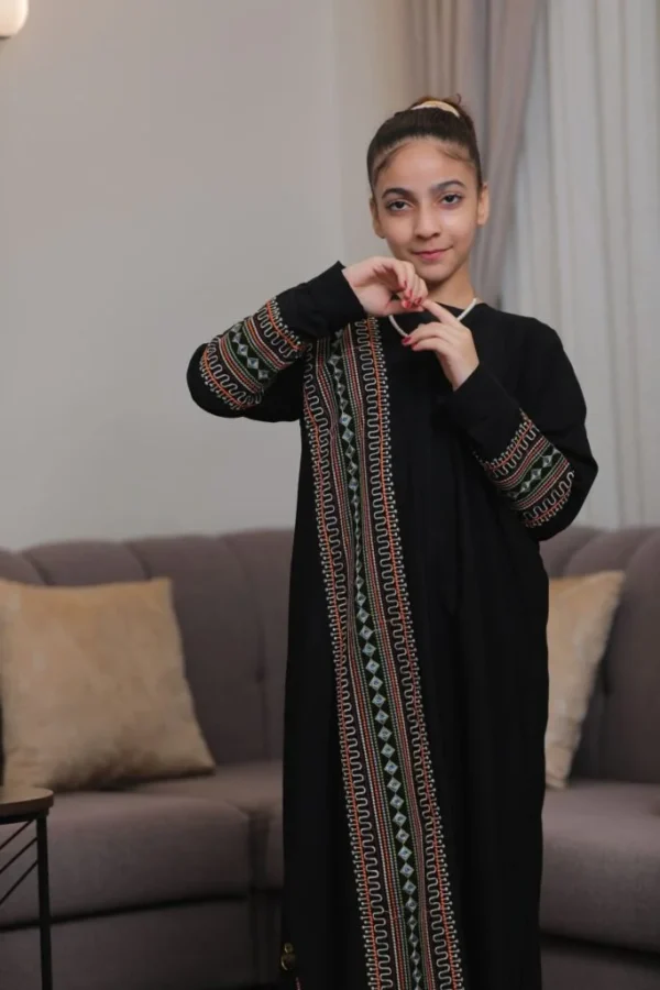 5-10364 عباية قماش ملكي كلفة ملون لف